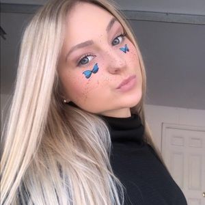 Meet your Posher, Taylor